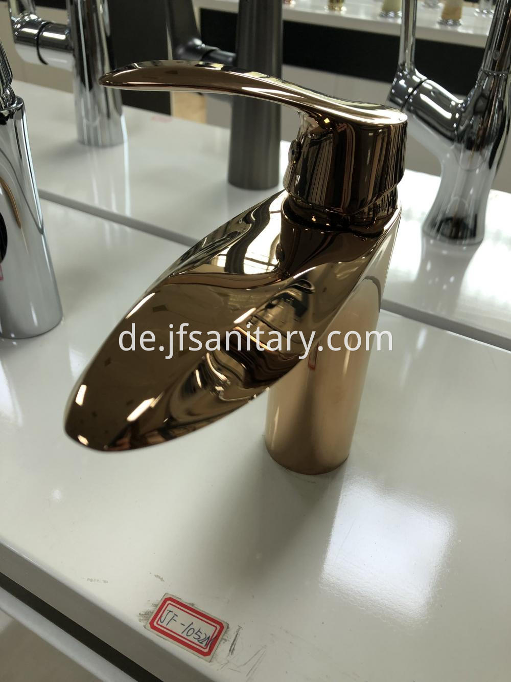 Luxury Brass Unique Design Wash Basin Faucets